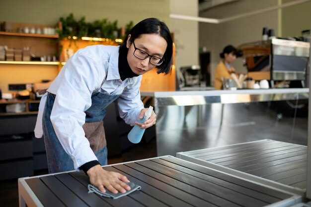 Cleaning Acrylic Plate Covers Safely
